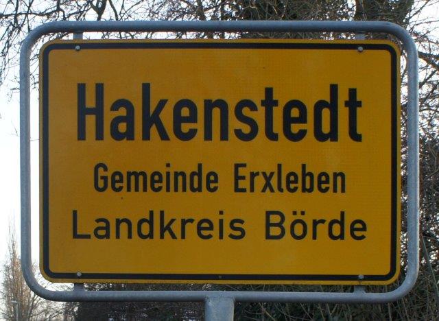 Ortseingangschild Hakenstedt